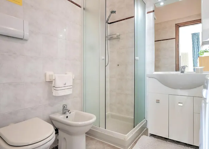 Apartamento Climb, Cruise & Dine Como, Cleaning Included Gravedona