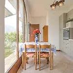Apartamento Climb, Cruise & Dine Como, Cleaning Included *