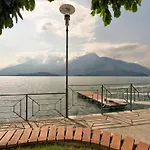 Climb, Cruise & Dine Como, Cleaning Included Apartamento Gravedona