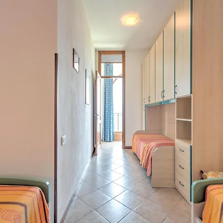 Climb, Cruise & Dine Como, Cleaning Included דירה גראבדונה
